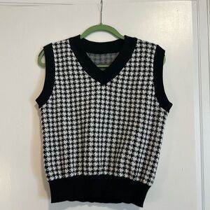 Houndstooth B&W Sweater Vest